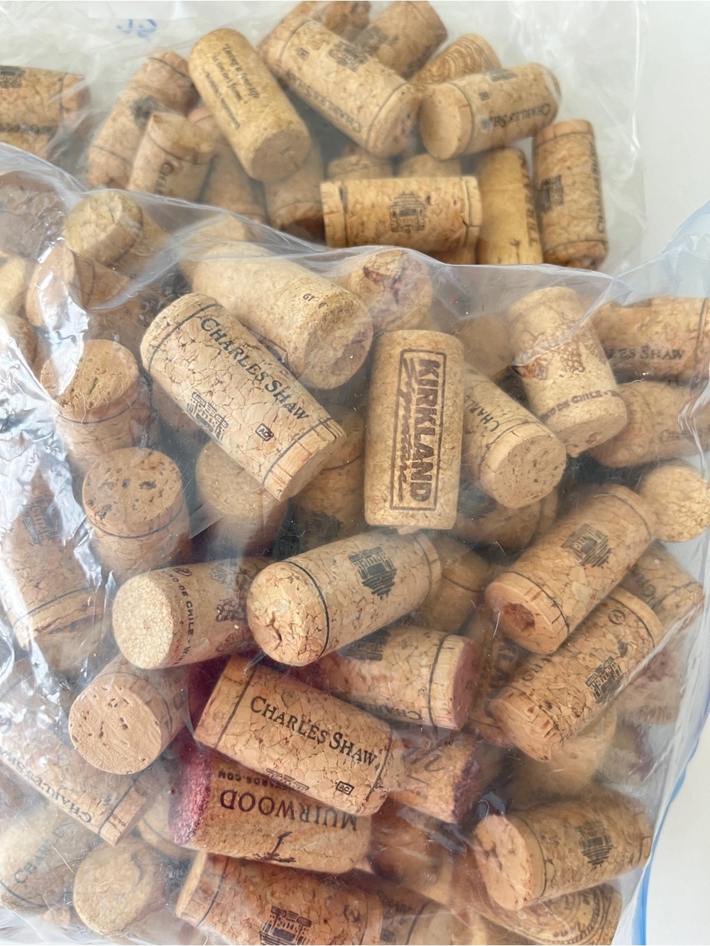 100 Natural Cork Champagne and wine Stoppers Natural Color crafts & vase fillers